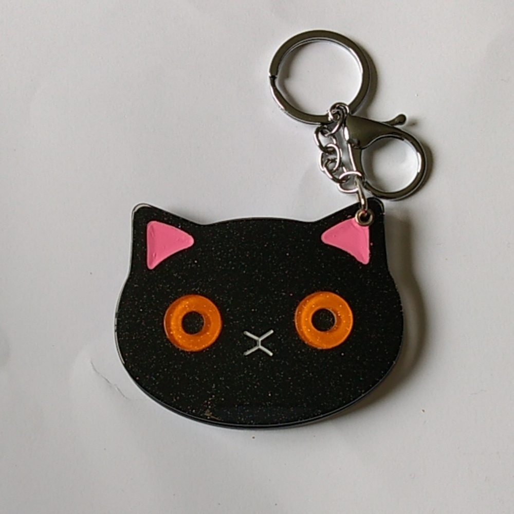 Black cat keychain